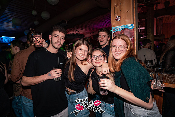 012-BUSSI BUSSI BAR Weihnachtsbussi 2024 - Fotograf Tobias Marold