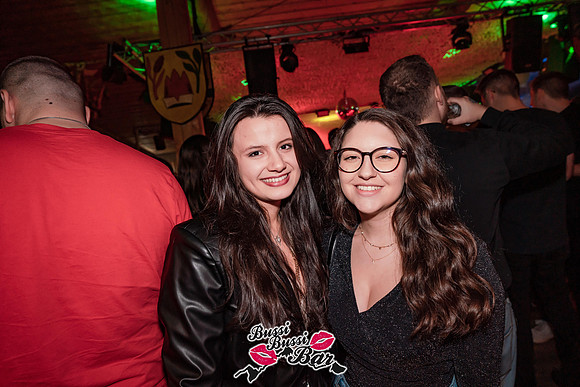 010-BUSSI BUSSI BAR Weihnachtsbussi 2024 - Fotograf Tobias Marold
