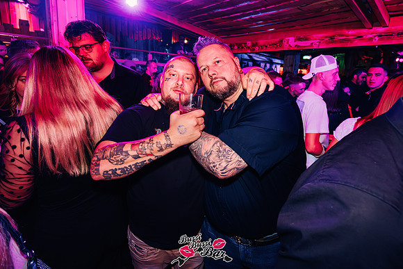 BUSSI BUSSI BAR-ALMABTRIEB-2024-425-Verbessert-RR