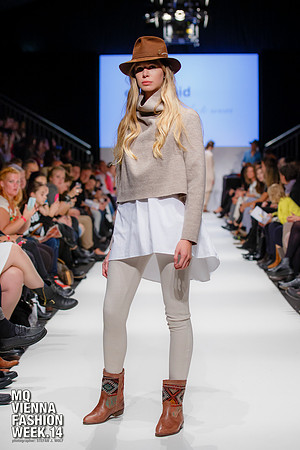 2014-09-13-MQVFW-Elfenkleid-SW-028