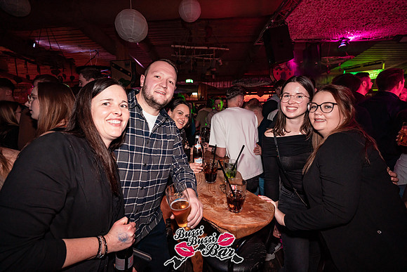 018-BUSSI BUSSI BAR Weihnachtsbussi 2024 - Fotograf Tobias Marold