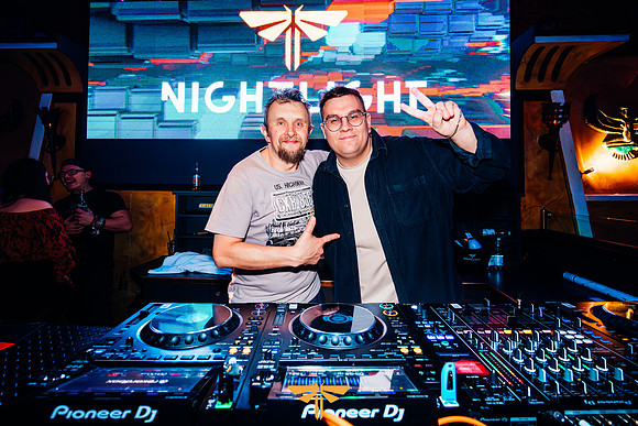 NIGHTLIGHT HBz LIVE!-101
