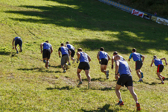 0267-RED BULL 400 - 2012 - der härteste 400m Lauf der Welt