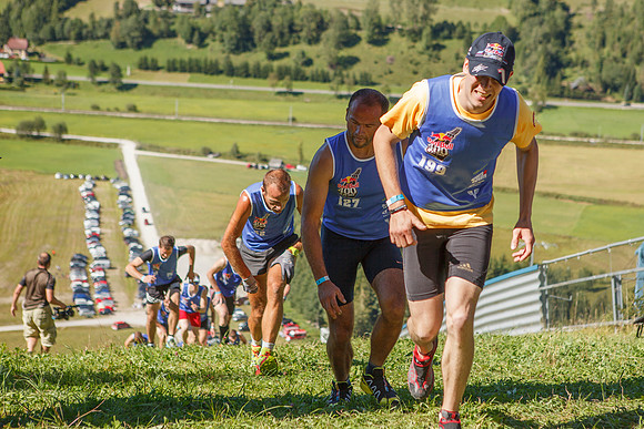 0366-RED BULL 400 - 2012 - der härteste 400m Lauf der Welt