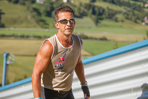 0630-RED BULL 400 - 2012 - der härteste 400m Lauf der Welt
