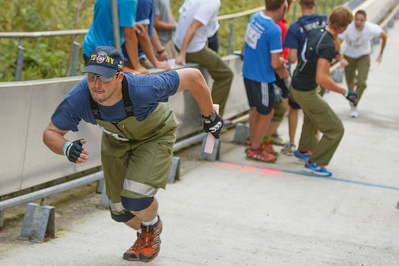 0716-RED BULL 400 - 2012 - der härteste 400m Lauf der Welt