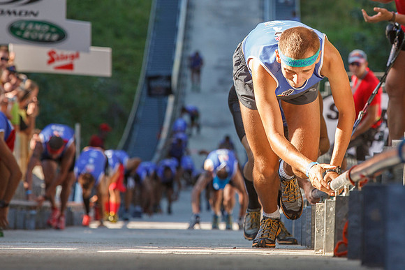 0928-RED BULL 400 - 2012 - der härteste 400m Lauf der Welt