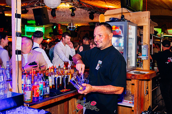 BUSSI BUSSI BAR-SAISON START 2025-8299