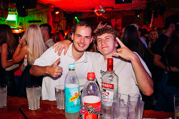 BUSSI BUSSI BAR-SAISON START 2025-8348