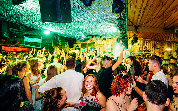 BUSSI BUSSI BAR-Laterndalparty 2025-2127