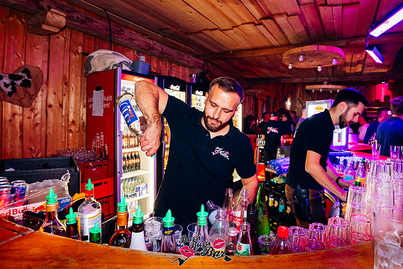BUSSI BUSSI BAR-ALMABTRIEB-5374