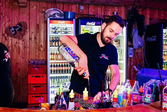 BUSSI BUSSI BAR-ALMABTRIEB-5366