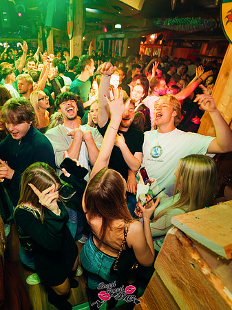 BUSSI BUSSI BAR-ALMABTRIEB-5665
