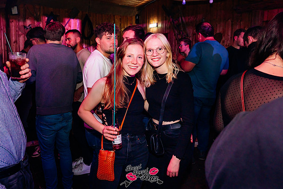 BUSSI BUSSI BAR-ALMABTRIEB-6382