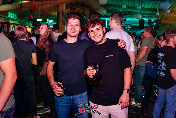 BUSSI BUSSI BAR-ALMABTRIEB-6407