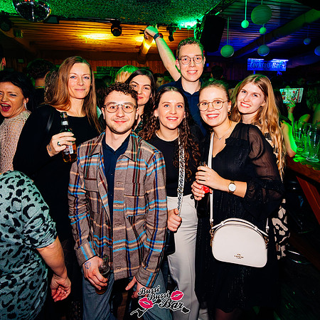 BUSSI BUSSI BAR-80er90er-DEZ24-666