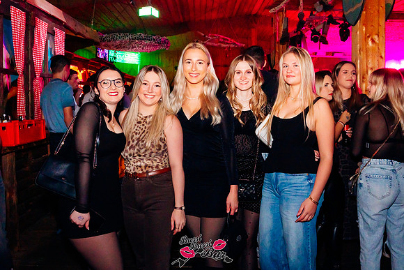 BUSSI BUSSI BAR-SINGLE PARTY-1761