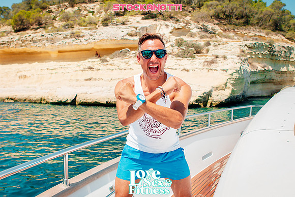 LS&F - Love-Sex-and-fitness-891