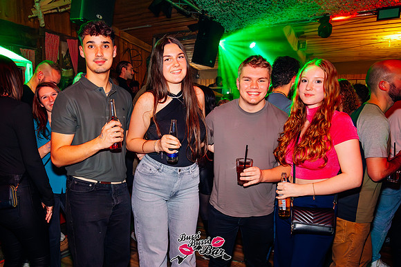 BUSSI BUSSI BAR-80er90er-DEZ24-294
