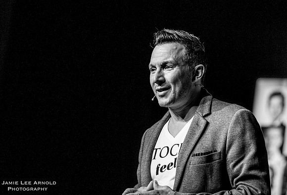 Jamie Lee Arnold-Speaker-Slam-Award-8144