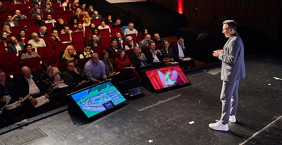 HIMG_0137_Speaker Slam_2019_11