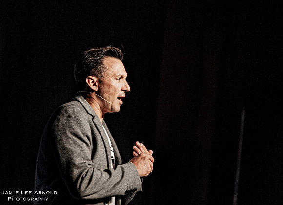Jamie Lee Arnold-Speaker-Slam-Award-8170