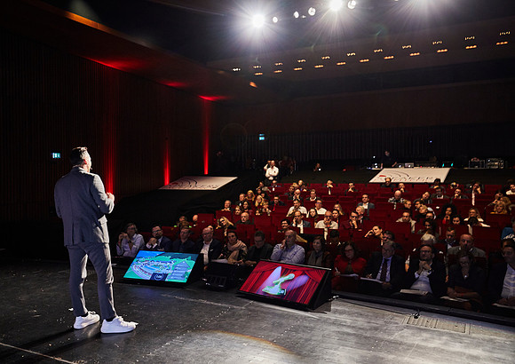 HIMG_0154_Speaker Slam_2019_11