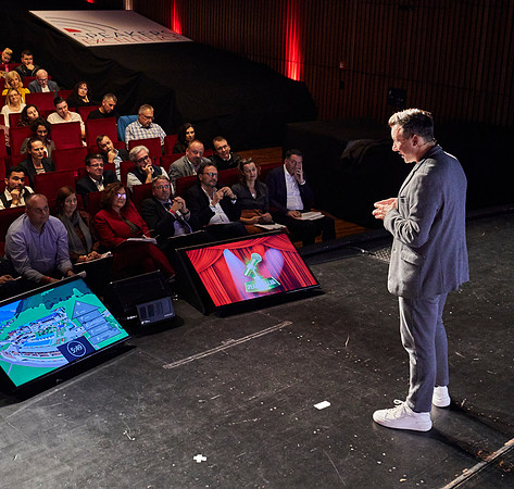 HIMG_0138_Speaker Slam_2019_11