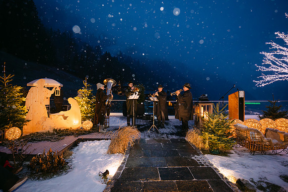 STOCK RESORT-WEIHNACHTEN 2025-7494