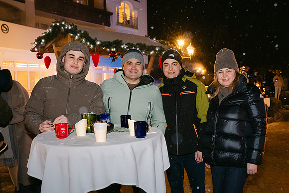 STOCK RESORT-WEIHNACHTEN 2025-7596