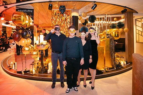 STOCK RESORT-BLACK IS BEAUTIFUL 2025-5055