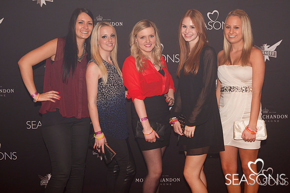 0444- SEASONS LOVE - Dezember 2012