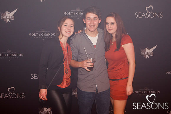 0543- SEASONS LOVE - Dezember 2012