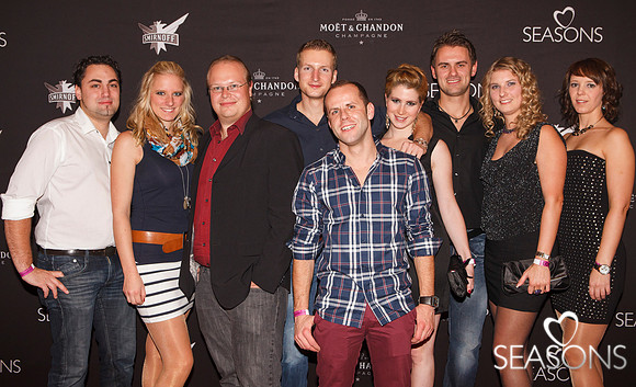 0144- SEASONS LOVE - Dezember 2012