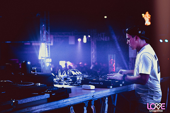 35. Mega Kneipen-Festival - SEASONS LOVE UNIGHTED Vol.02-750