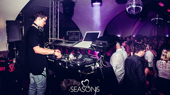 Seasons Love-April 2018-680