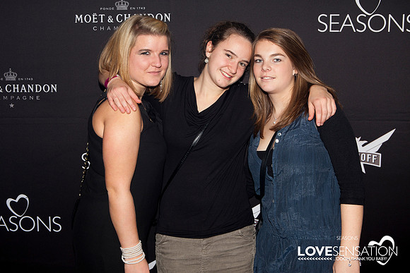 LOVESENSATION 2010 | 04. Dezember 2010  | © 2010 by Stefan J. W