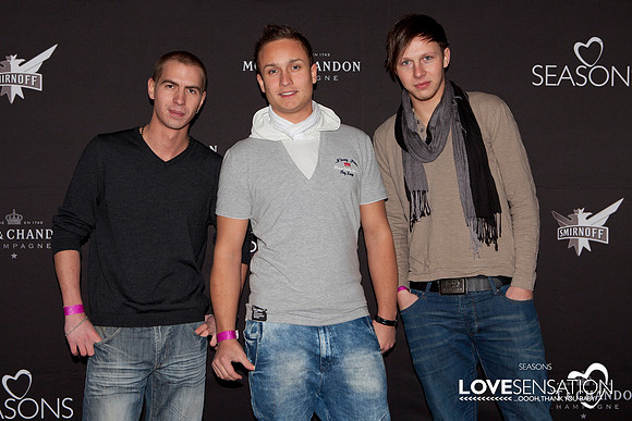 LOVESENSATION 2010 | 04. Dezember 2010  | © 2010 by Stefan J. W