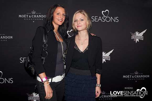 LOVESENSATION 2010 | 04. Dezember 2010  | © 2010 by Stefan J. W