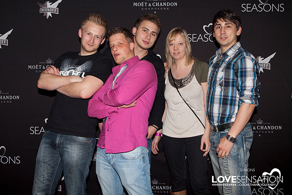 LOVESENSATION 2010 | 04. Dezember 2010  | © 2010 by Stefan J. W