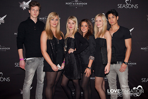LOVESENSATION 2010 | 04. Dezember 2010  | © 2010 by Stefan J. W