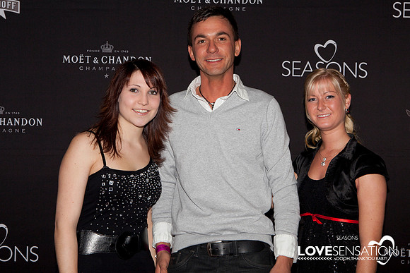 LOVESENSATION 2010 | 04. Dezember 2010  | © 2010 by Stefan J. W