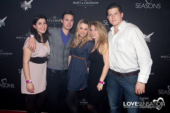 LOVESENSATION 2010 | 04. Dezember 2010  | © 2010 by Stefan J. W