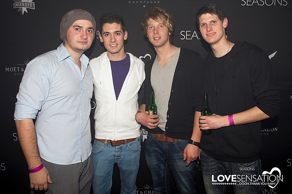 LOVESENSATION 2010 | 04. Dezember 2010  | © 2010 by Stefan J. W