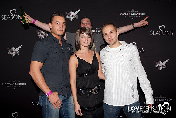 LOVESENSATION 2010 | 04. Dezember 2010  | © 2010 by Stefan J. W