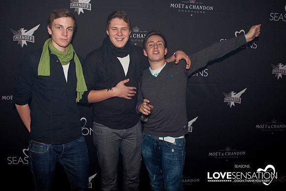 LOVESENSATION 2010 | 04. Dezember 2010  | © 2010 by Stefan J. W