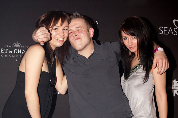 212-LOVESENSATION+2010-842545227-O