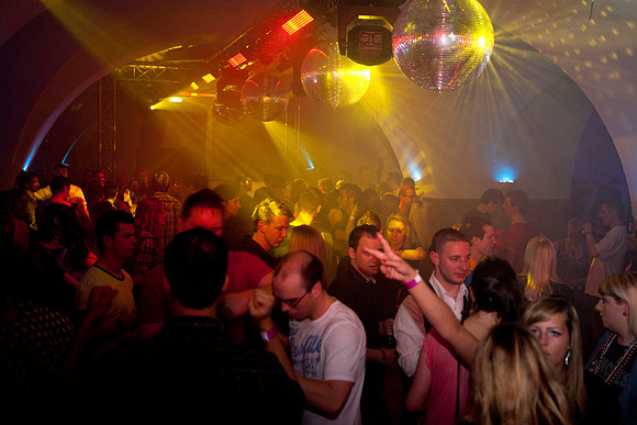 407-LOVESENSATION+2010-843600601-O