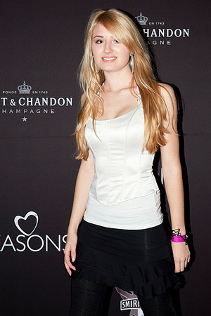 027-LOVESENSATION+2010-841419442-O