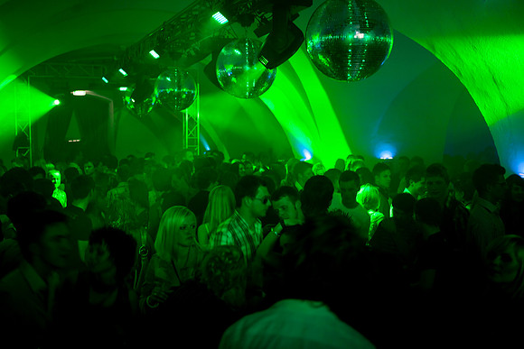 243-LOVESENSATION+2010-842576323-O